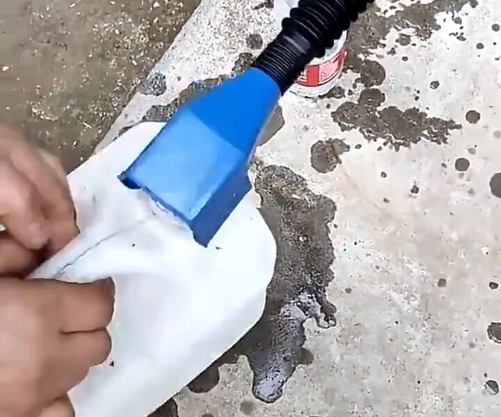 Oil Funnel Car Refueling Foldable and Portable
